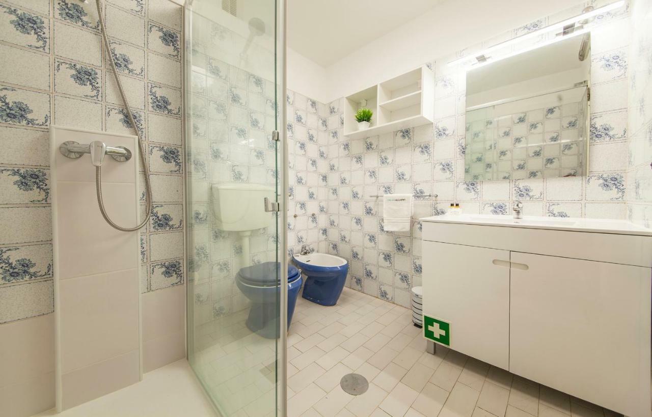 80 négyzetméteres, 2 hálószobás Apartman 1 fürdőszobával Praia do Vau területén Portimão Kültér fotó